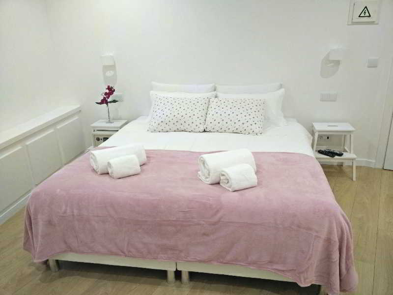 Lisbon Terrace Suites Special For Groups Up To 19 Guests Екстериор снимка